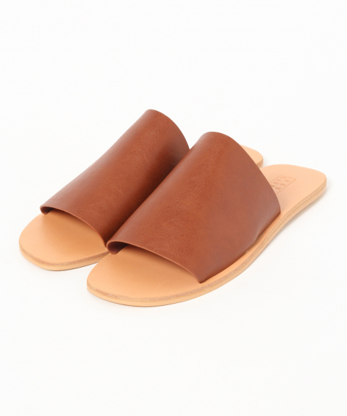 LOWRYS FARM（ローリーズファーム）の「フラットサンダル　841296（サンダル・レディース・ブラック/ブラウン/ベージュ・MEDIUM/LARGE）」の7枚目の写真