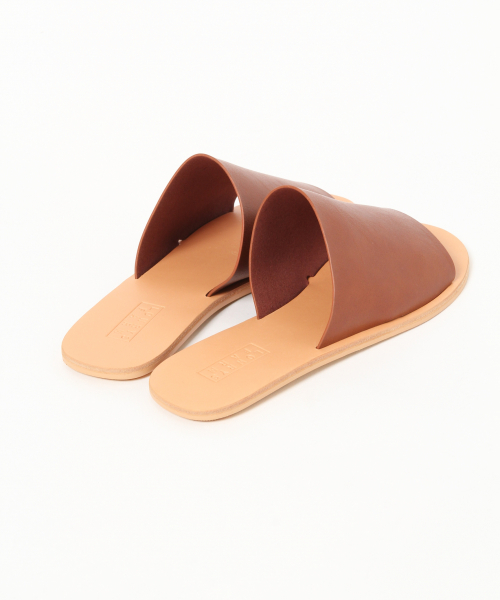 LOWRYS FARM（ローリーズファーム）の「フラットサンダル　841296（サンダル・レディース・ブラック/ブラウン/ベージュ・MEDIUM/LARGE）」の4枚目の写真