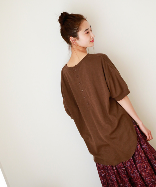 niko and...（ニコアンド）の「バックヘンリーハニカムプルオーバー（Tシャツ/カットソー・レディース・オレンジ/ラベンダー/オフホワイト/ブラウン/ブラック・MEDIUM/LARGE）」の3枚目の写真