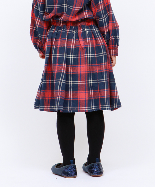 RUGGEDWORKS（ラゲッドワークス）の「ガールズネップ混チェック　ギャザーネルスカート（スカート・キッズ・レッド/ネイビー・150cm/110cm/100cm/120cm/130cm/140cm/90㎝/80ｃｍ）」の5枚目の写真