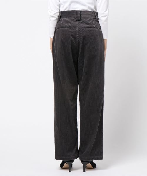 journal standard L'essage(ジャーナルスタンダードレサージュ)の「ワイドコールフロントタックパンツ(その他パンツ・レディース・チャコールグレー/ホワイト/ブルー・36/38)」の5枚目の写真