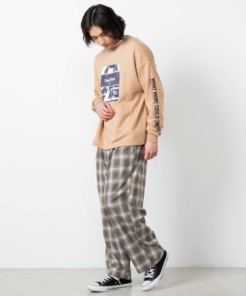 WEGO（ウィゴー）の「WEGO/ガールフォトビッグシルエットプルオーバー（スウェット・メンズ・ホワイト/ブラック/ベージュ/ライトパープル・MEDIUM/LARGE）」の7枚目の写真