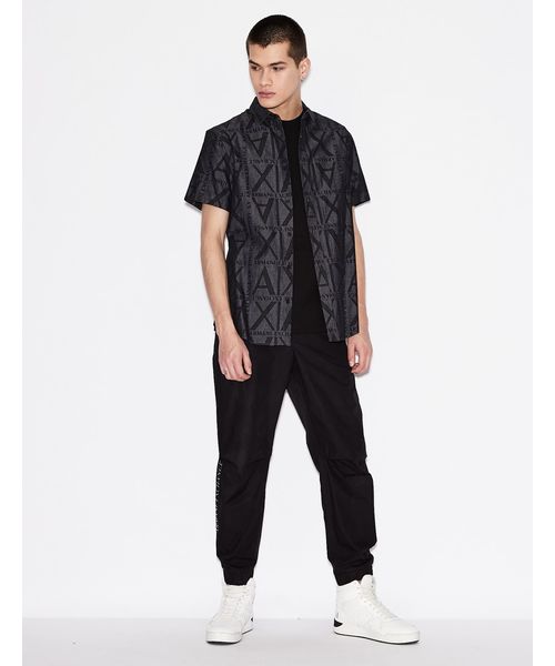 ARMANI EXCHANGE(アルマーニエクスチェンジ)の「【A|Xアルマーニ エクスチェンジ】A|Xロゴパターン 半袖デニムシャツ/REGULAR(シャツ/ブラウス・メンズ・ブラック/インディゴブルー・SMALL/MEDIUM/LARGE/X-LARGE/X-SMALL)」の5枚目の写真