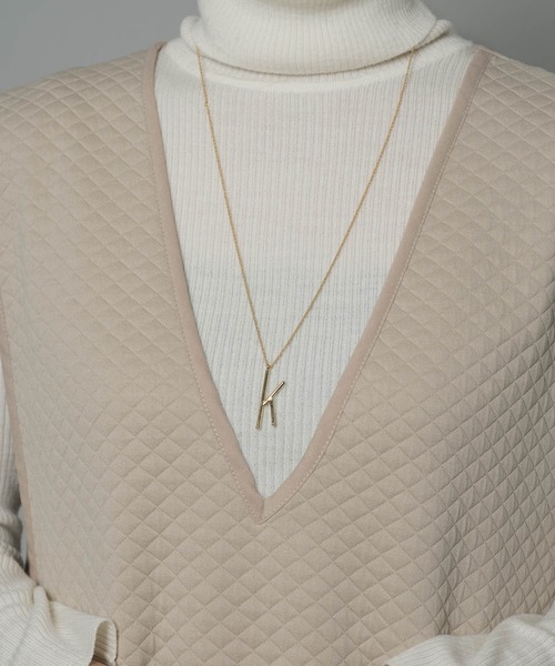 SALON（サロン）の「【 SALON / サロン 】 オリジナル手書き風イニシャルロングネックレス ★（ネックレス・レディース・A/C/E/H/K/N/R/S/T/Y/M・FREE）」の5枚目の写真