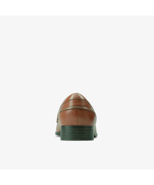 Clarks（クラークス）の「Hamble Loafer / ハンブルローファー (タンレザー)（ローファー・レディース・ブラウン・4.5/6/3/3.5/4/5/5.5）」の5枚目の写真