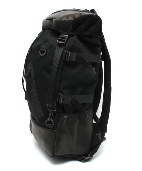 DECADE（ディケイド）の「DECADE デニム×オイルレザーバックパック