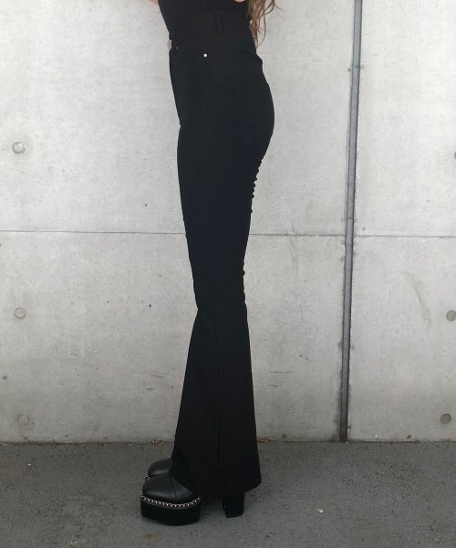 ENVYM(アンビー)の「フレアカラージェギンス(その他パンツ・レディース・ブラック・S/M)」の4枚目の写真