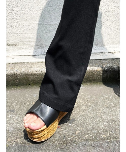 ENVYM(アンビー)の「フレアカラージェギンス(その他パンツ・レディース・ブラック・S/M)」の13枚目の写真