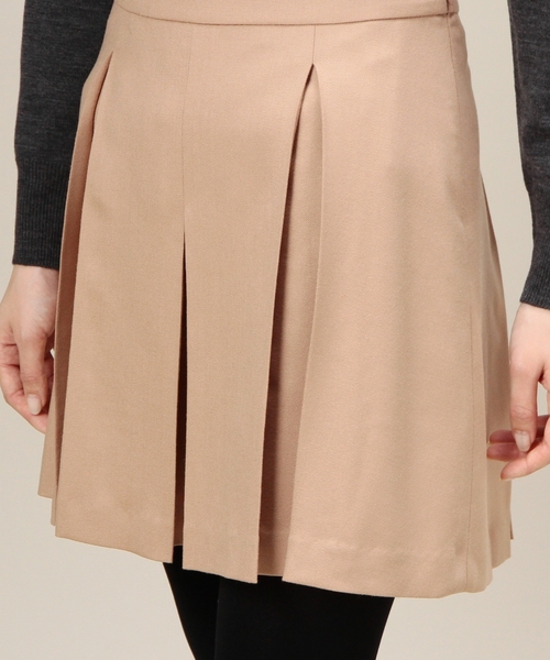 BEAUTY&YOUTH UNITED ARROWS(ビューティーアンドユースユナイテッドアローズ)の「BYSF サキソニープリーツキュロット◆(その他パンツ・レディース・ベージュ/ライトブルー/ネイビー・SMALL/MEDIUM)」の4枚目の写真