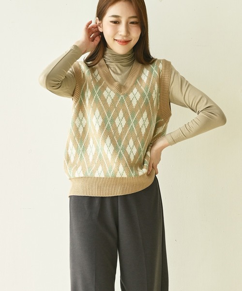 me+em select(ミームセレクト)の「アーガイルナチュラルニットベスト(ベスト・レディース・ベージュ/イエロー/アイボリー/ミント・FREE)」の19枚目の写真