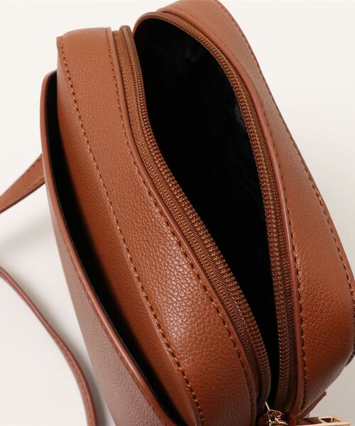 HONEYSUCKLE ROSE（ハニーサックルローズ）の「【HONEYSUCKLE ROSE】タッセルスクエアショルダー（ショルダーバッグ・レディース・ブラウン/ブルー/ブラック・ONE SIZE）」の4枚目の写真