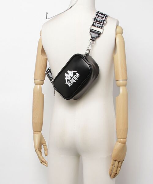 Kappa(カッパ)の「Kappa(カッパ)【UNI】ショルダーバッグ(ショルダーバッグ・レディース・ブラック/シルバー/ホワイト・ONE SIZE)」の6枚目の写真