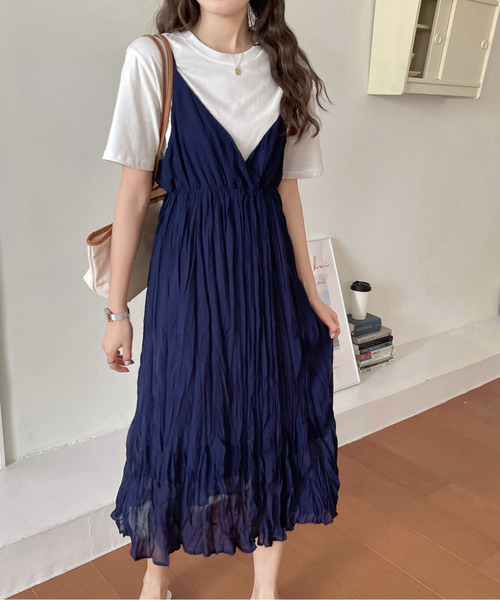 emi+（エミプラス）の「ワッシャーキャミワンピース（ワンピース・レディース・ホワイト/ブラック/ボルドー/ネイビー/グリーン/ベージュ/グレー/カーキ/ブルーグレー/ライトベージュ・FREE）」の20枚目の写真