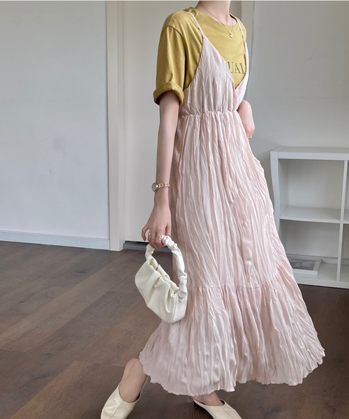 emi+（エミプラス）の「ワッシャーキャミワンピース（ワンピース・レディース・ホワイト/ブラック/ボルドー/ネイビー/グリーン/ベージュ/グレー/カーキ/ブルーグレー/ライトベージュ・FREE）」の17枚目の写真