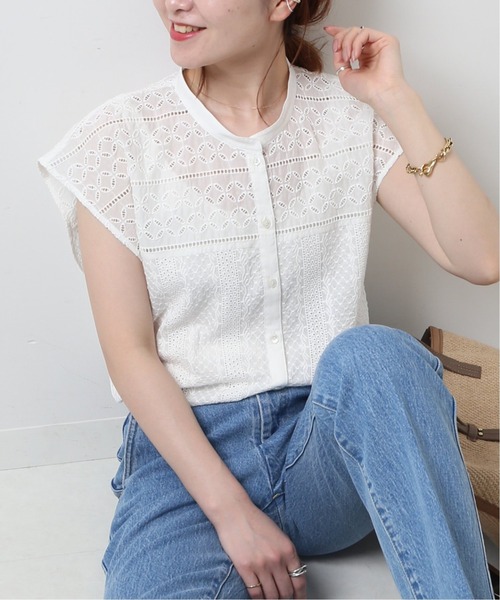 Spick & Span（スピックアンドスパン）の「ブロイダーレースフレンチブラウス◆（シャツ/ブラウス・レディース・ブラウン/ホワイト・FREE）」の2枚目の写真