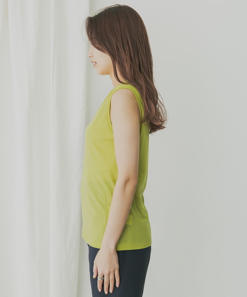 KBF+(ケービーエフプラス)の「KBF+ シアーノースリーブ(Tシャツ/カットソー・レディース・ブラック/グレー系その他/グリーン系その他・ONE)」の9枚目の写真