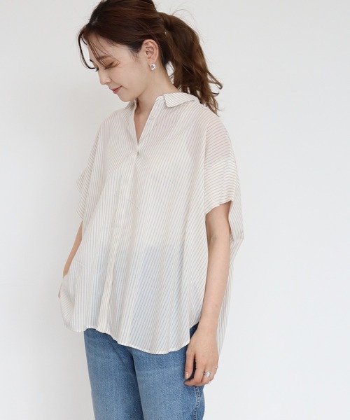 AMERICAN HOLIC（アメリカンホリック）の「ショルダータックボックスシャツ　＊●（シャツ/ブラウス・レディース・ブラック/ベージュ/オフホワイト/ベージュ系その他2/ブルー系その他6・M/L）」の10枚目の写真