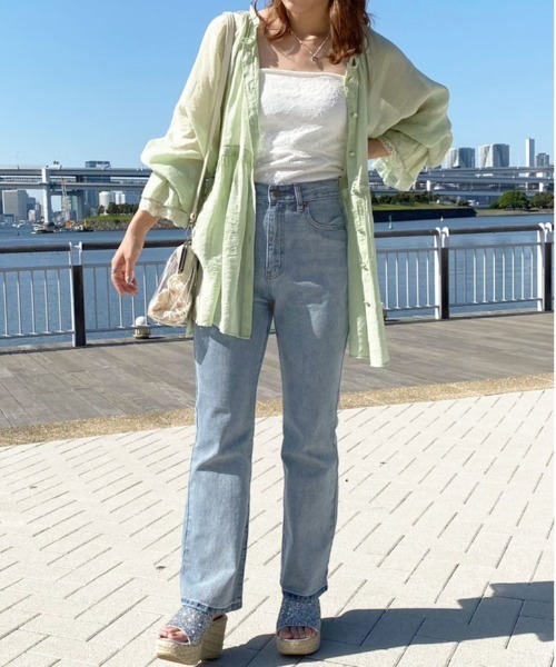 apres jour（アプレジュール）の「フレアーデニムパンツ【ZOZOTOWN限定アイテム】（デニムパンツ・レディース・ライトブルー/ダークブルー/オフホワイト・MEDIUM/SMALL/X-LARGE/LARGE）」の8枚目の写真