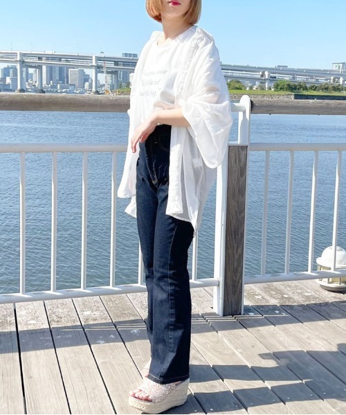 apres jour（アプレジュール）の「フレアーデニムパンツ【ZOZOTOWN限定アイテム】（デニムパンツ・レディース・ライトブルー/ダークブルー/オフホワイト・MEDIUM/SMALL/X-LARGE/LARGE）」の16枚目の写真