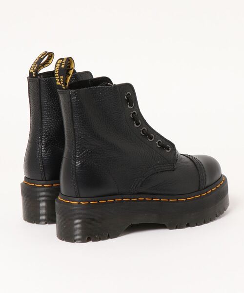 Dr. Martens（ドクターマーチン）の「２２５６４００１（ブーツ・レディース・ブラック・3/5）」の2枚目の写真