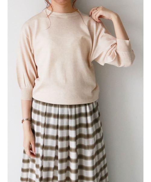 Te chichi（テチチ）の「ボリューム袖ニットプルオーバー（ニット/セーター・レディース・ベージュ/オフホワイト/ブラック/グレー・ﾌﾘ-）」の4枚目の写真