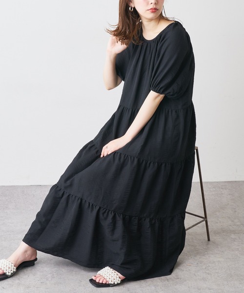 natural couture（ナチュラルクチュール）の「シャーリングティアードリラックスワンピース（ワンピース・レディース・ブラック/ベージュ/アイボリー/ミント/レッド系その他・FREE）」の2枚目の写真