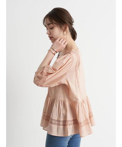 earth music&ecology（アースミュージックアンドエコロジー）の「儚げレースブラウス(パフスリーブ) ＊（シャツ/ブラウス・レディース・ピンクベージュ/アイボリー/サックスブルー・FREE）」の21枚目の写真