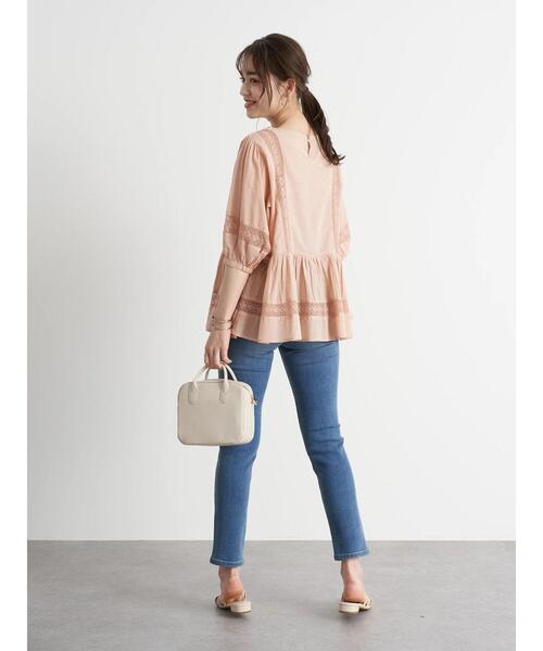 earth music&ecology（アースミュージックアンドエコロジー）の「儚げレースブラウス(パフスリーブ) ＊（シャツ/ブラウス・レディース・ピンクベージュ/アイボリー/サックスブルー・FREE）」の14枚目の写真