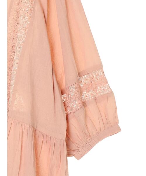 earth music&ecology（アースミュージックアンドエコロジー）の「儚げレースブラウス(パフスリーブ) ＊（シャツ/ブラウス・レディース・ピンクベージュ/アイボリー/サックスブルー・FREE）」の10枚目の写真