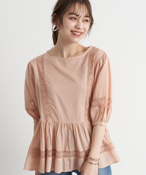 earth music&ecology（アースミュージックアンドエコロジー）の「儚げレースブラウス(パフスリーブ) ＊（シャツ/ブラウス・レディース・ピンクベージュ/アイボリー/サックスブルー・FREE）」の3枚目の写真