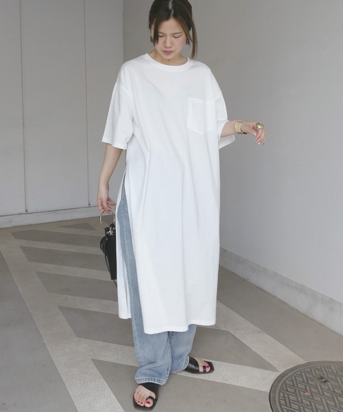 CORNERS（コーナーズ）の「フロントポケット付きTシャツワンピース（ワンピース・レディース・テラコッタ/グレイッシュベージュ/ブラック/オフホワイト・M）」の12枚目の写真