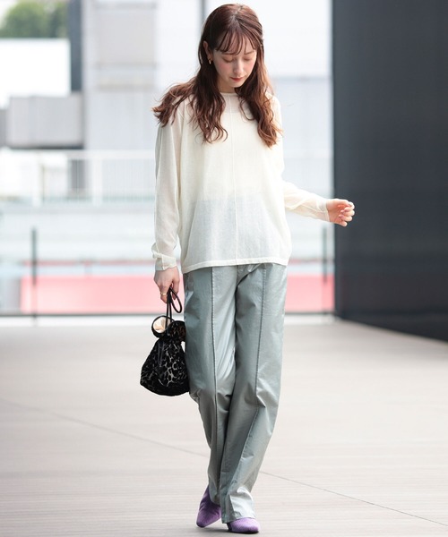 Ray BEAMS（レイビームス）の「Ray BEAMS / アウトシーム シアー クルーネック トップス（ニット/セーター・レディース・ダークブラウン/オフホワイト・ONE SIZE）」の7枚目の写真