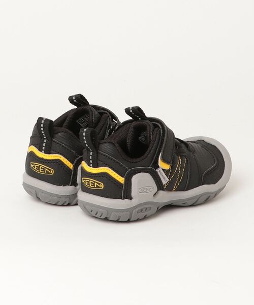 KEEN（キーン）の「KNOTCH PEAK / ノッチ ピーク / キッズ スニーカー（スニーカー・キッズ・ブラック・18.5cm/16cm/18cm/19.5cm/17cm/15cm）」の2枚目の写真