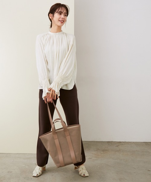 ROPE'（ロペ）の「カッセンサテンピンタックスリーブブラウス（シャツ/ブラウス・レディース・ホワイト/ブラウン系その他/ダークパープル・38）」の21枚目の写真