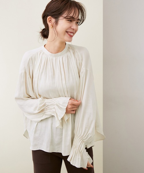 ROPE'（ロペ）の「カッセンサテンピンタックスリーブブラウス（シャツ/ブラウス・レディース・ホワイト/ブラウン系その他/ダークパープル・38）」の12枚目の写真