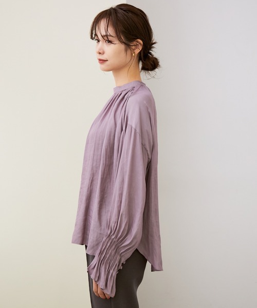 ROPE'（ロペ）の「カッセンサテンピンタックスリーブブラウス（シャツ/ブラウス・レディース・ホワイト/ブラウン系その他/ダークパープル・38）」の10枚目の写真