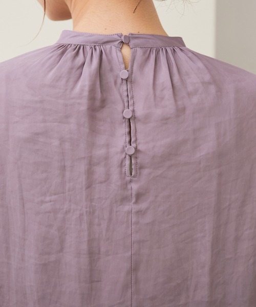 ROPE'（ロペ）の「カッセンサテンピンタックスリーブブラウス（シャツ/ブラウス・レディース・ホワイト/ブラウン系その他/ダークパープル・38）」の8枚目の写真