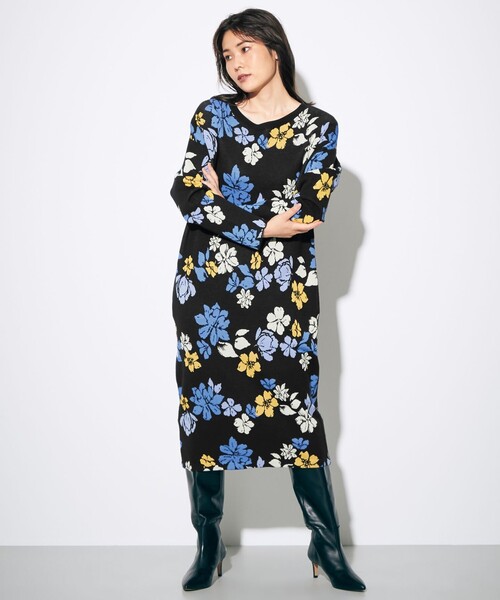 GRACE CONTINENTAL(グレースコンチネンタル)の「マルチフラワーJQニットワンピース(ワンピース・レディース・ブラック/ホワイト・36)」の5枚目の写真