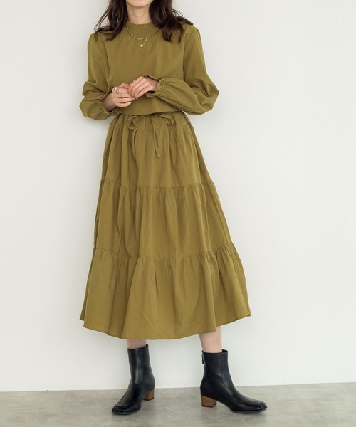 w closet(ダブルクローゼット)の「【新色追加】ティアードワンピース(ワンピース・レディース・チャコールグレー/ブラック/カーキ/オレンジ/グリーン系その他/モカ/オフホワイト/グリーン/ライトグリーン・FREE)」の8枚目の写真