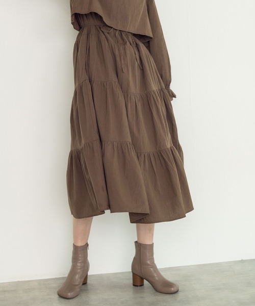 w closet(ダブルクローゼット)の「【新色追加】ティアードワンピース(ワンピース・レディース・チャコールグレー/ブラック/カーキ/オレンジ/グリーン系その他/モカ/オフホワイト/グリーン/ライトグリーン・FREE)」の14枚目の写真