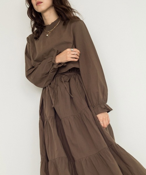 w closet(ダブルクローゼット)の「【新色追加】ティアードワンピース(ワンピース・レディース・チャコールグレー/ブラック/カーキ/オレンジ/グリーン系その他/モカ/オフホワイト/グリーン/ライトグリーン・FREE)」の16枚目の写真