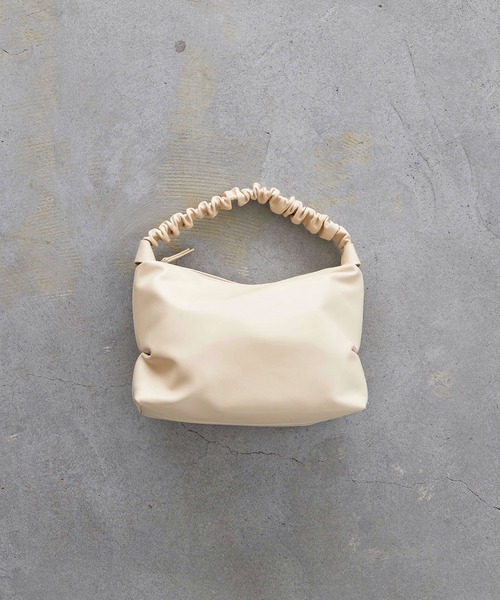 EFOLE（エフォル）の「ギャザーハンドル バッグ（ハンドバッグ・レディース・ブラック/オフホワイト・FREE）」の15枚目の写真