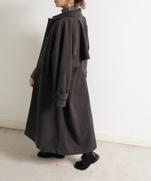 Crisp（クリスプ）の「ロングバルカラーコート（ステンカラーコート・レディース・ダークブラウン/ベージュ・FREE）」の2枚目の写真