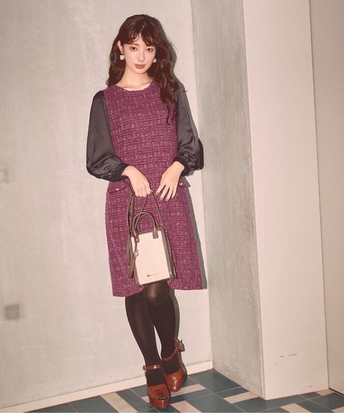 JILL by JILL STUART(ジルバイジルスチュアート)の「◇≪Come Back Icon≫バーチカルポシェット2022(ショルダーバッグ・レディース・ベージュ/ブラック系その他/ブラウン系その他・FREE)」の13枚目の写真
