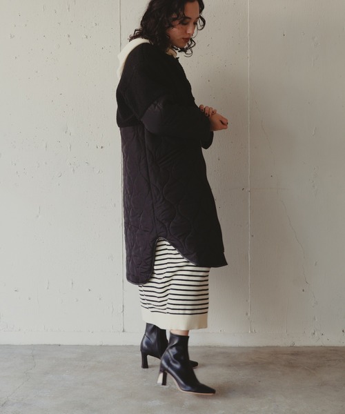 Kari & lili（カウリアンドリィリィ）の「ボアコンビキルトコート（ノーカラーコート・レディース・ブラック/ベージュ・FREE）」の9枚目の写真