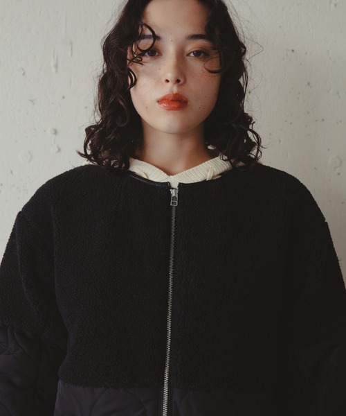 Kari & lili（カウリアンドリィリィ）の「ボアコンビキルトコート（ノーカラーコート・レディース・ブラック/ベージュ・FREE）」の12枚目の写真