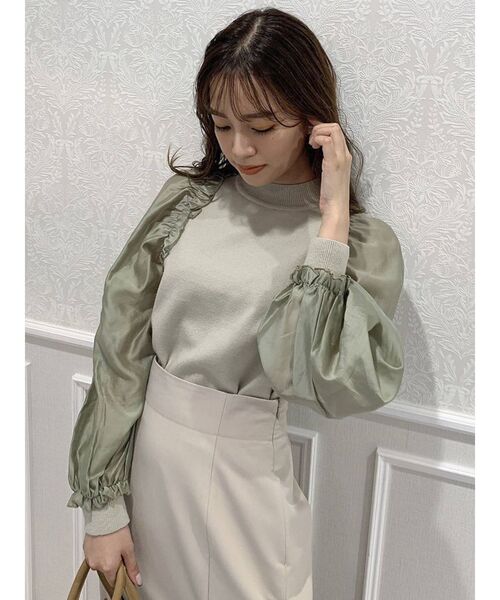 dazzlin（ダズリン）の「異素材ギャザーフリルニットトップス（ニット/セーター・レディース・ブラック/パープル/オフホワイト/グリーン・FREE）」の3枚目の写真