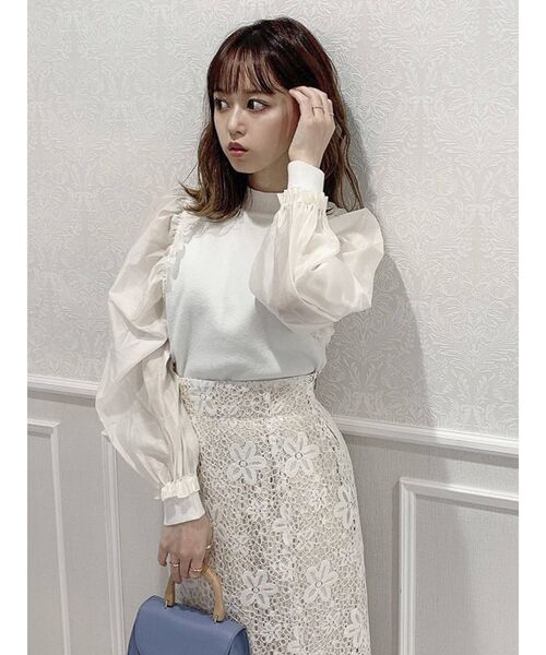 dazzlin（ダズリン）の「異素材ギャザーフリルニットトップス（ニット/セーター・レディース・ブラック/パープル/オフホワイト/グリーン・FREE）」の6枚目の写真