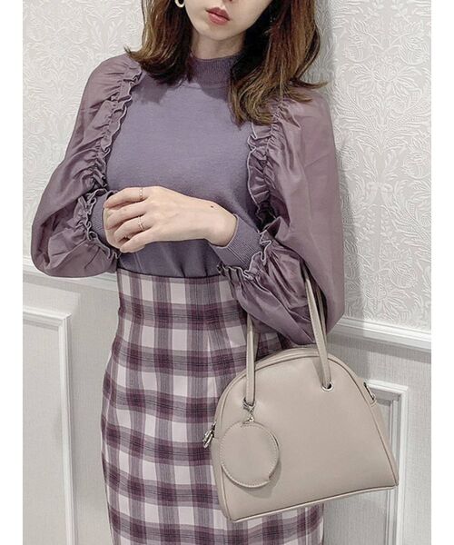 dazzlin（ダズリン）の「異素材ギャザーフリルニットトップス（ニット/セーター・レディース・ブラック/パープル/オフホワイト/グリーン・FREE）」の5枚目の写真