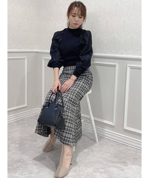 dazzlin（ダズリン）の「異素材ギャザーフリルニットトップス（ニット/セーター・レディース・ブラック/パープル/オフホワイト/グリーン・FREE）」の22枚目の写真